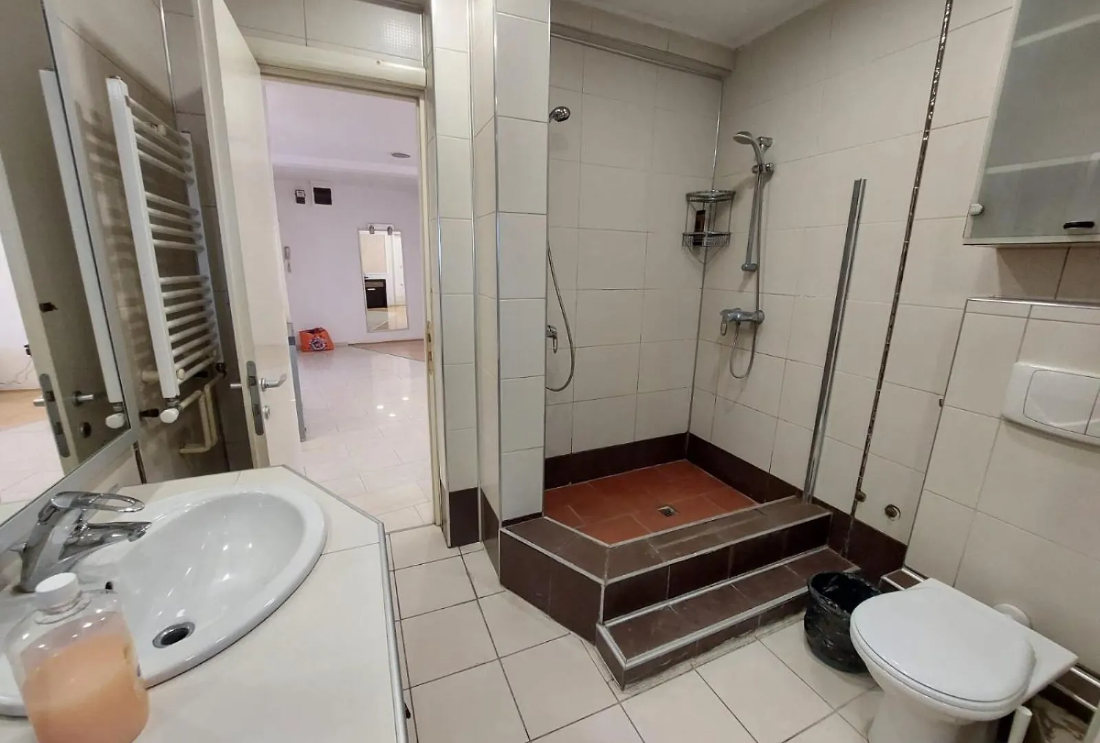 The Penthouse Apartamento Bucareste 0*,